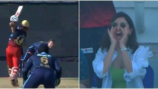 IPL 2022: Virat Kohli Gets Loudest Cheer From Wife Anushka Sharma as he Slams Half-Century Against Gujarat | SEE Tweets